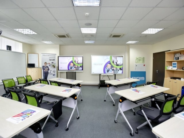     Қишлоқларда тил ўргатувчи ўқув марказлари очиш учун 50 млн сўмгача субсидия берилади