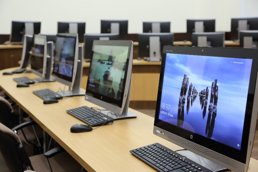 Prezident farmoniga asosan, quyidagi imtihonlar Internet tarmog‘ida to‘g‘ridan-to‘g‘ri uzatiladi