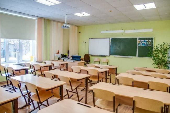 Ўзбекистонда 30 йилда мактаблар сони қанчага кўпайгани маълум қилинди