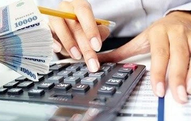 Sertifikati bor ona tili va adabiyot hamda tarix fanlari o‘qituvchilariga 50 foiz ustama to‘lanish qarori tasdiqlandi